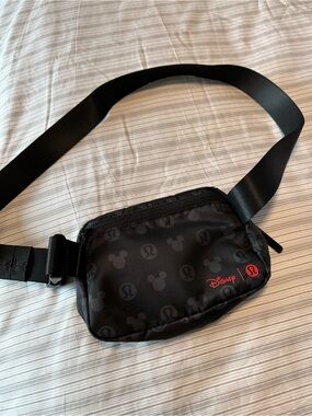 lululemon athletica Black Disney Logo Belt Bag